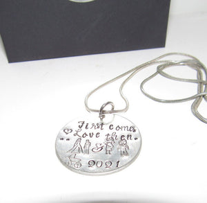 pregnancy's announcement gift, mom to be necklace, stamped necklace for mom, personalized baby announcement gift, baby shower gift