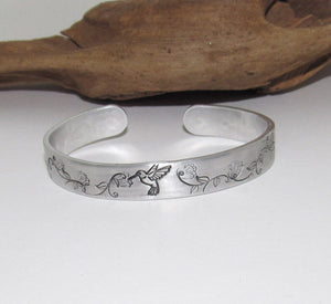 Pewter humming bird bracelet, stamped jewelry, personalized jewelry, brides maids gifts, nature flower jewelry